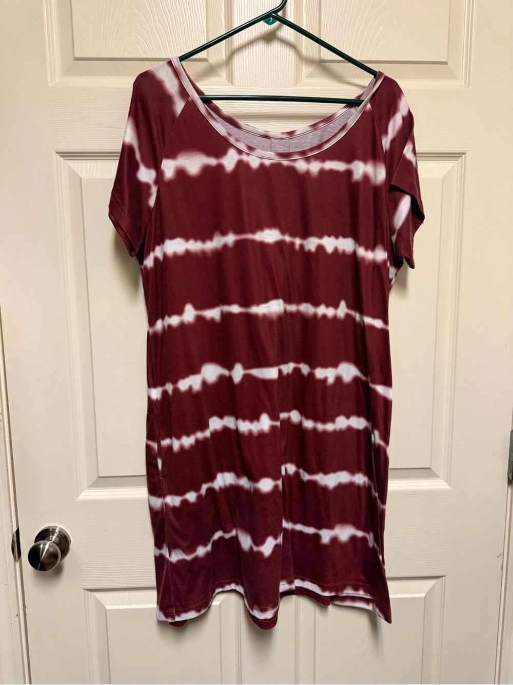 Tie-Dye Short Sleeve Casual Dress - Maroon/White